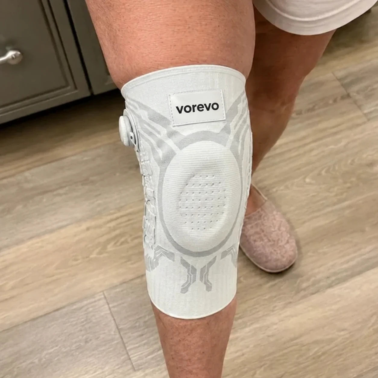 Vorevo knee sleeve